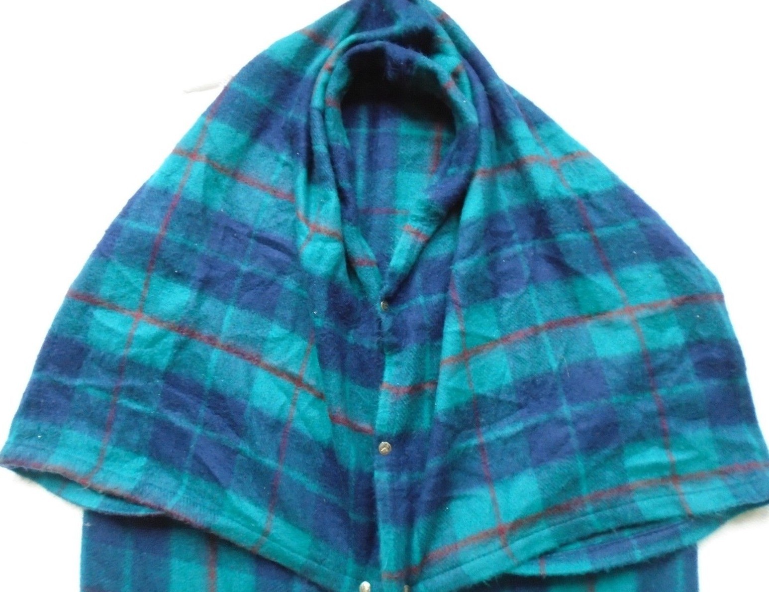 Tennessee Woolen Mills Plaid Wearable Snap Blanket Blue Green Maroon Stadium