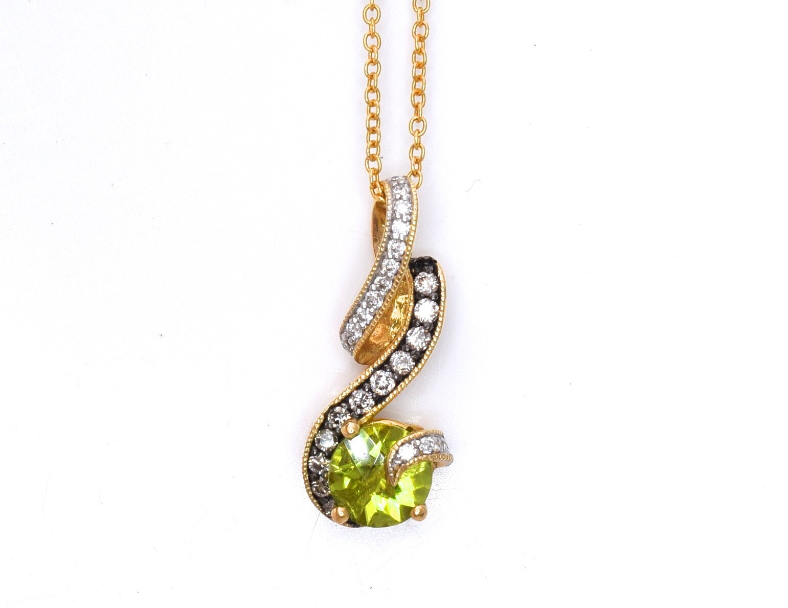 Pre-owned Le Vian Levian Necklace Peridot Chocolate Diamonds 0.95ct Pendant 14k Yellow Gold