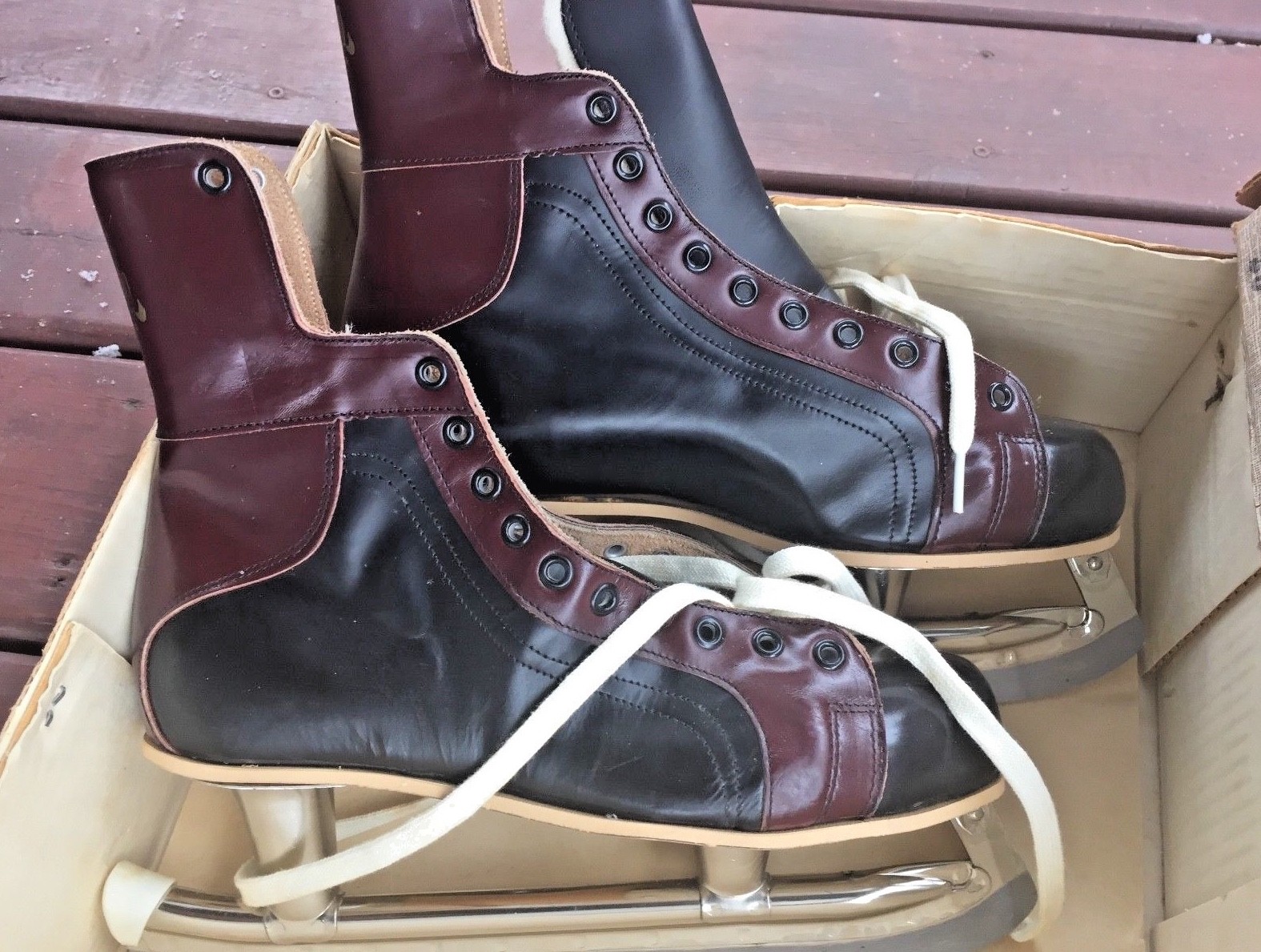 Vntg RIEDELL MENS 6 1/2 PRO SKATES RED WING MINNESOTA CANADA BLADE + BOX UNUSED