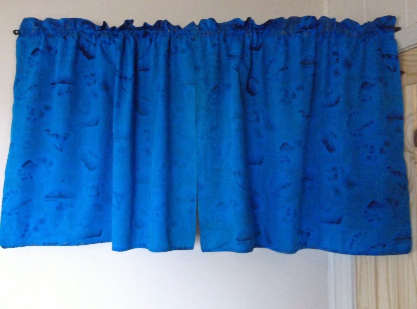 2 Curtain Panels Vintage Cafe Style Hawaiian Tapa Blue Gold w34