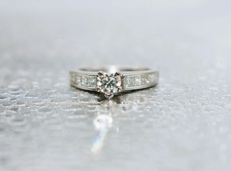 .90 Ct Tdw Heart White Diamond 14 K White Gold Engagement Ring 4.1 G