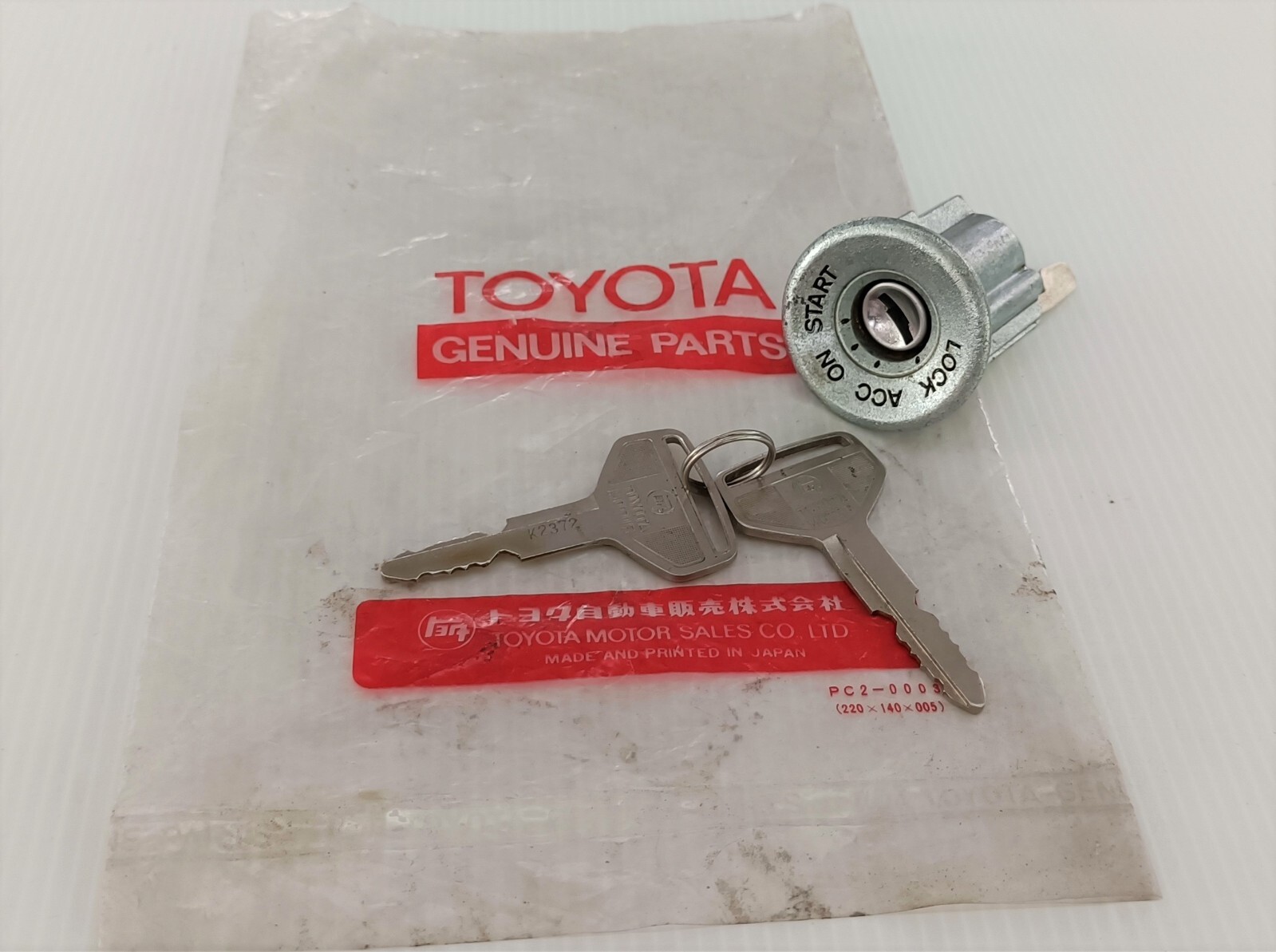 自動車 chiiko NOS/JAPAN IGNITION SWITCH CYLINDER & KEYS For TOYOTA LAND