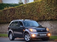 TOYOTA RAV 4 2.0 XT3 AUTOMATIC 5DR + EXCELLENT SHSTRY + AIRCON/SROOF + VERY TIDY