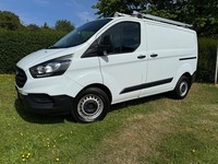 FORD TRANSIT CUSTOM 2.0 TDCi 105ps Low Roof Van One owner from you