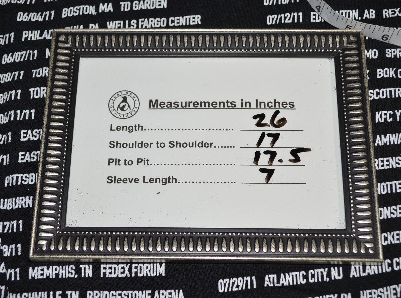 NKOTBSB NEW KIDS ON THE BLOCK BACKSTREET BOYS 2011 CONCERT T-SHIRT Size Small