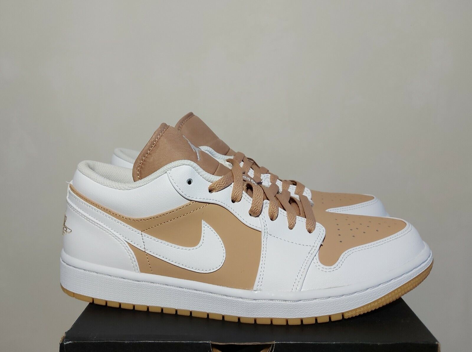 Nike Air Jordan 1 Low Hemp White DN6999-100 Authentic Men's Nike Air Jordan 1 Low Hemp White DN6999-100 Authentic Men's