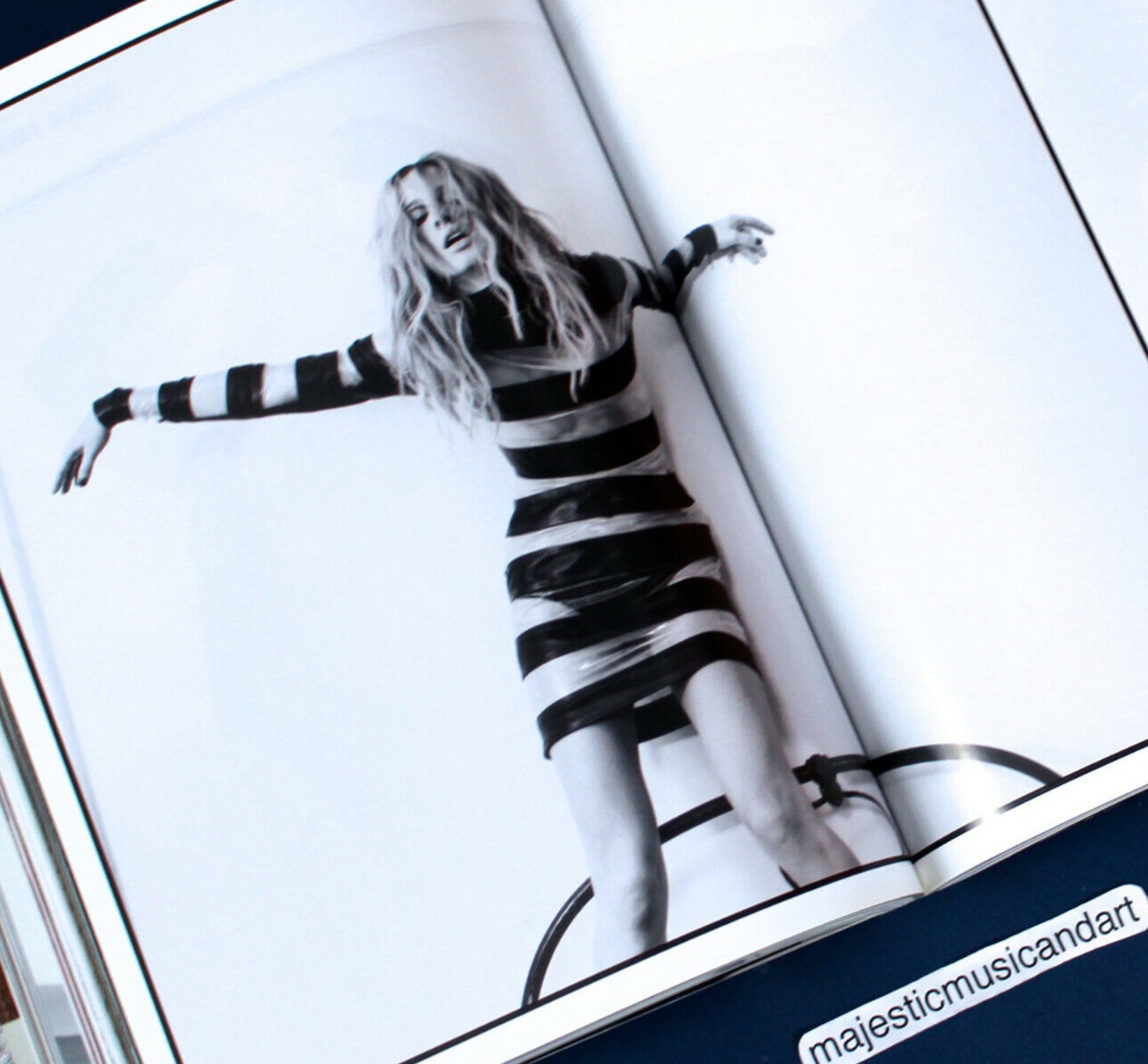 PURPLE FASHION #8 CLAUDIA SCHIFFER ANDRE X TERRY RICHARDSON