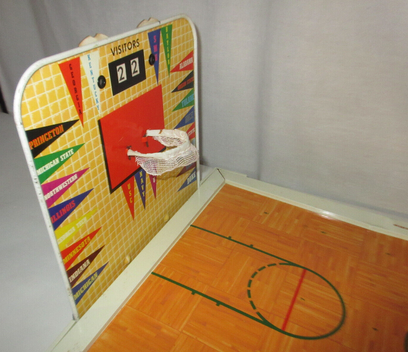 Vintage Tudor True Action Electric Basketball Game model 575 tested working