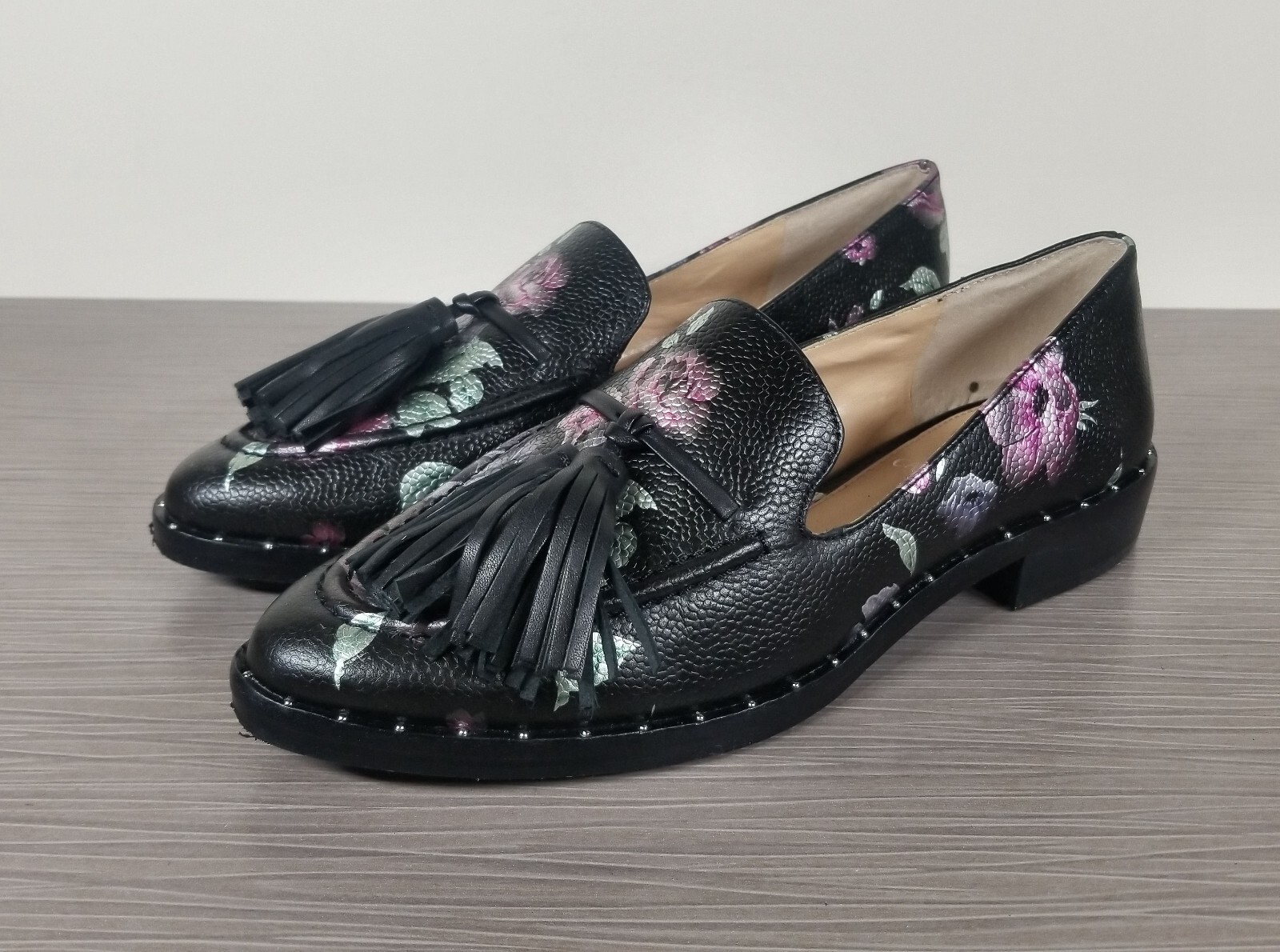 Vince Camuto Geralin Tassel Slip-on Loafer Black Floral Leather, Womens Size 5.5