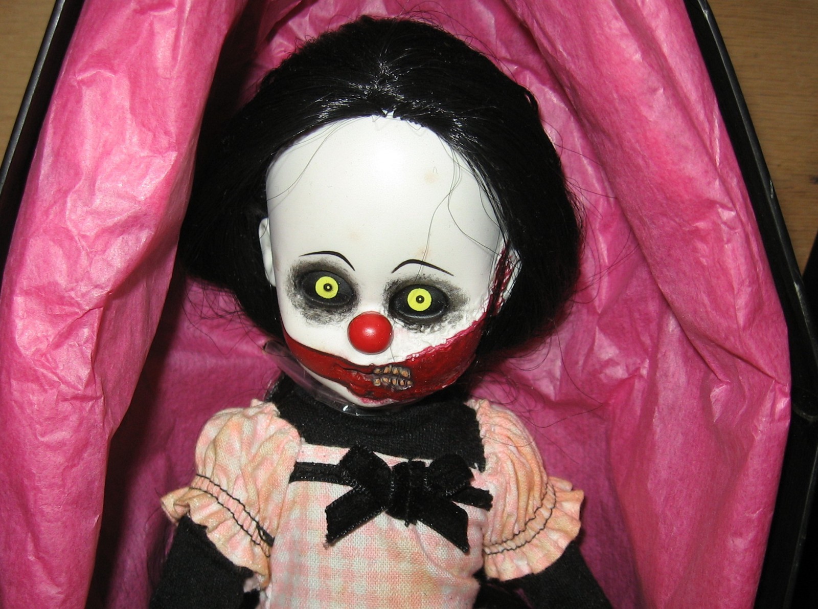 Mezco Living Dead Dolls Cuddles 93052