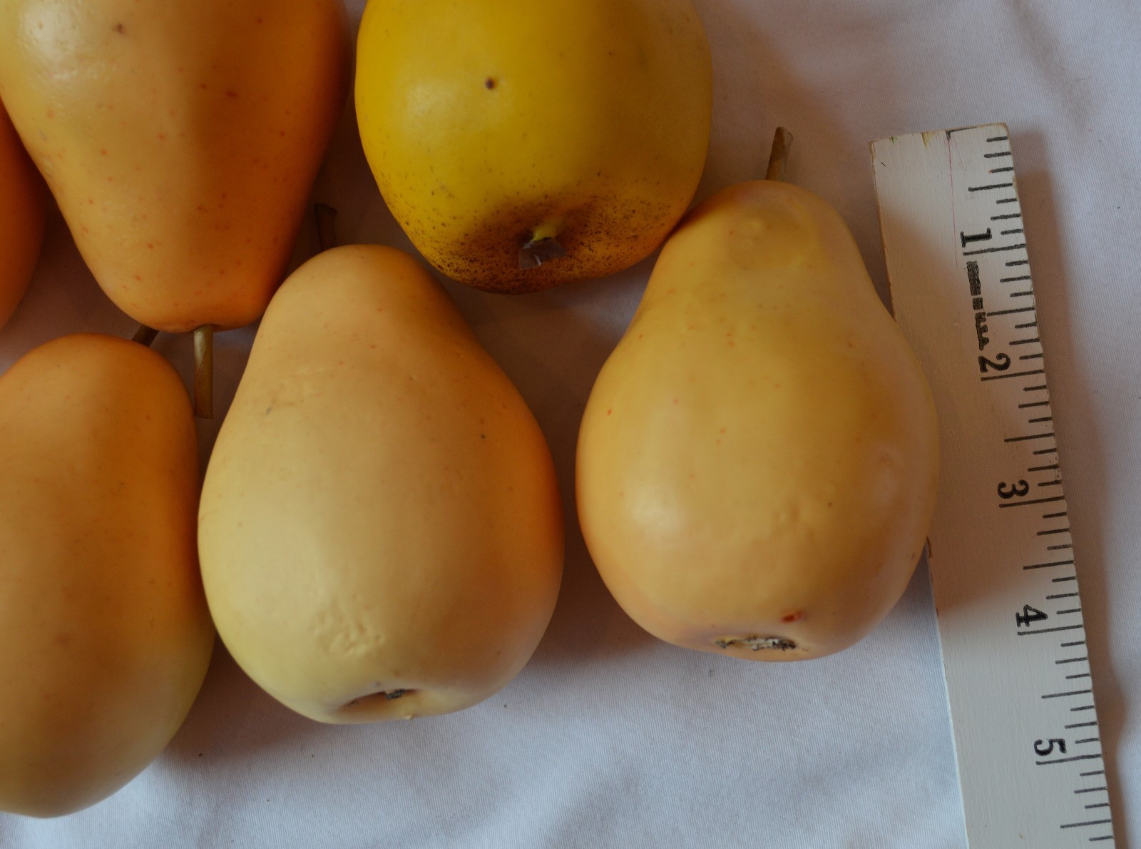 Fake Pears Yellow Artificial Faux Decorative Plastic Play Food Lot of Six 6