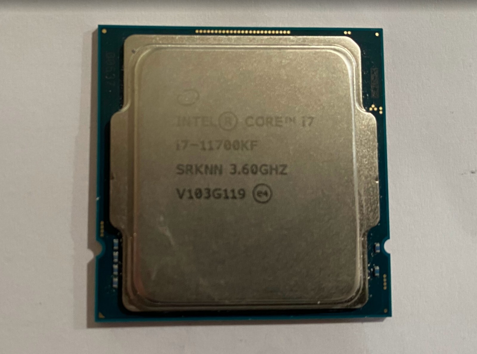 Processor oem. Оем процессор. пломба упаковки oem процессора. oem процессор что означает. процессоры oem доставка.