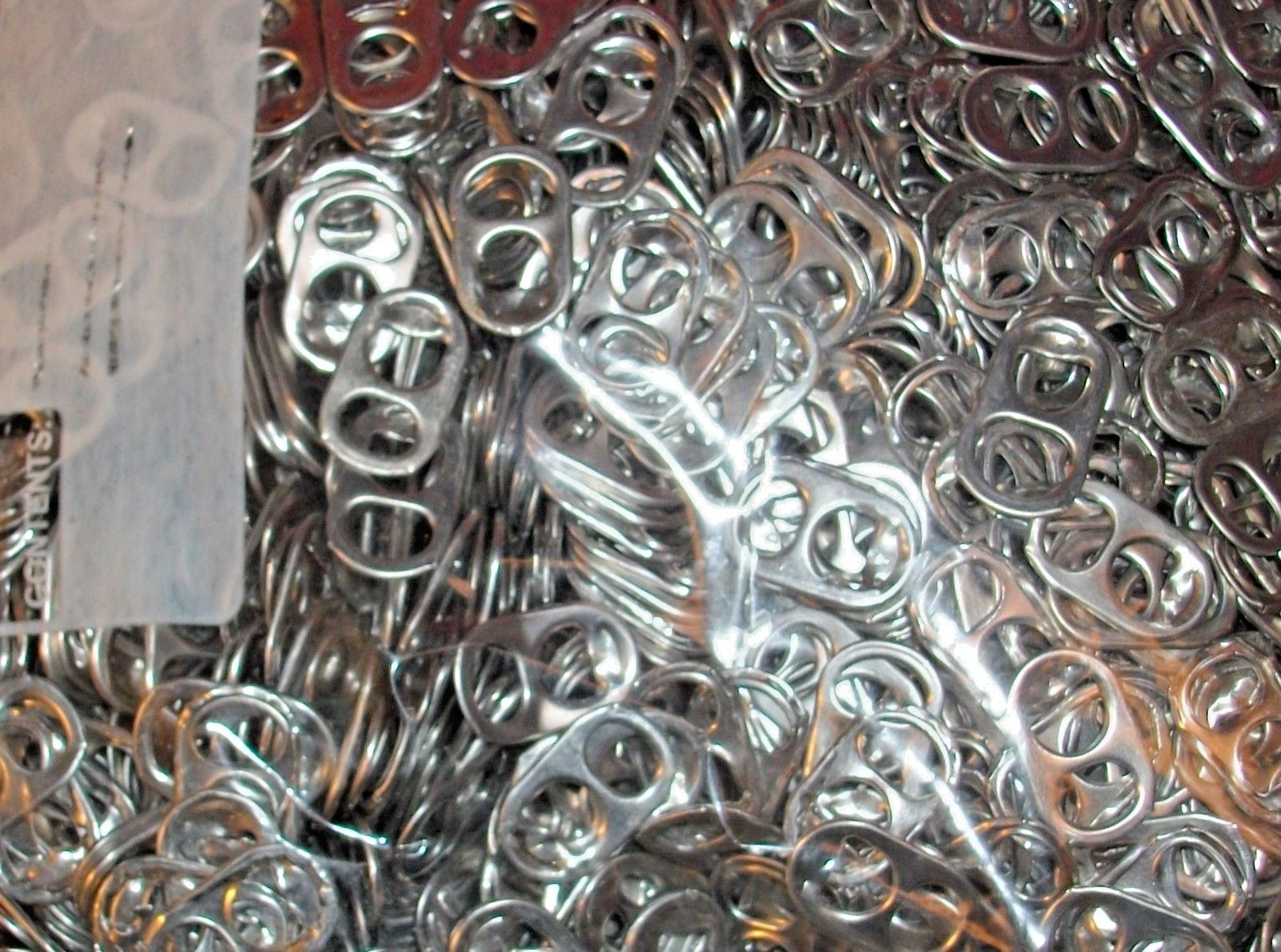 Approximately 4,000 Aluminum Cans PULL TABS
