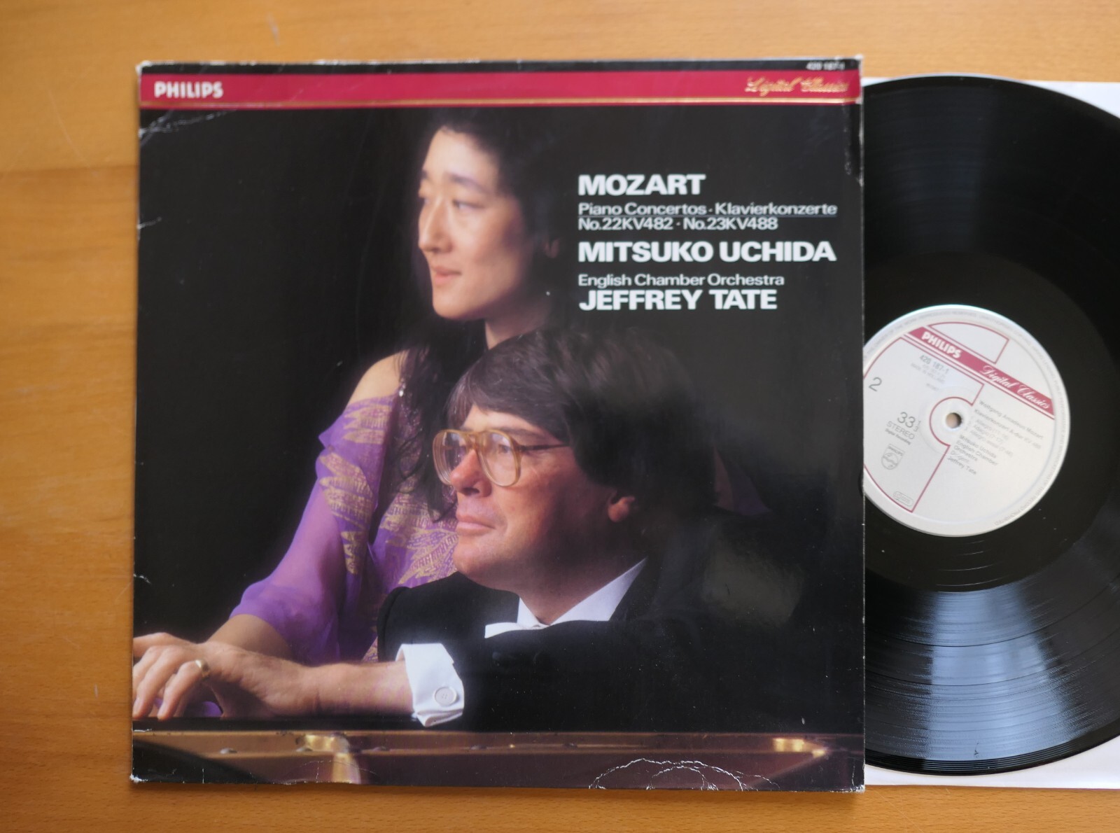 Mozart, Mitsuko Uchida, ECO, Tate – Piano Concertos No.22 KV482, No.23 KV488. W. Germany Philips – 420 187-2 Mozart, Mitsuko Uchida, ECO, Tate – Piano Concertos No.22 KV482, No.23 KV488. W. Germany Philips – 420 187-2