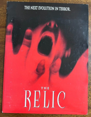 THE RELIC 1997 MOVIE PRESS KIT WITH PHOTOS TOM SIZEMORE