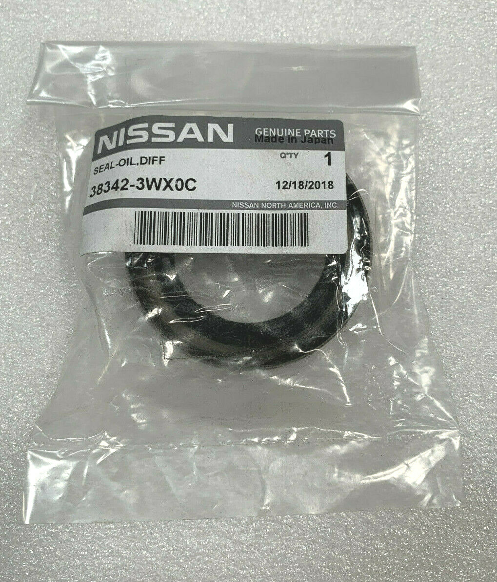 yページ GENUINE OEM Transmission Case Differential Oil Seal for