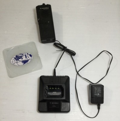 MOTOROLA RADIUS GP 300 HTN9702A 2580955Z02 2 WAY RADIO W CHARGER & POWER SUPPLY. Buy it now for 49.99