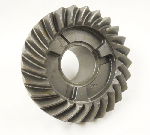 983967 0983967 OMC Cobra Water Pump Cover Grey Painted OEM 983967 0983967 OMC Cobra Water Pump Cover Grey Painted OEM