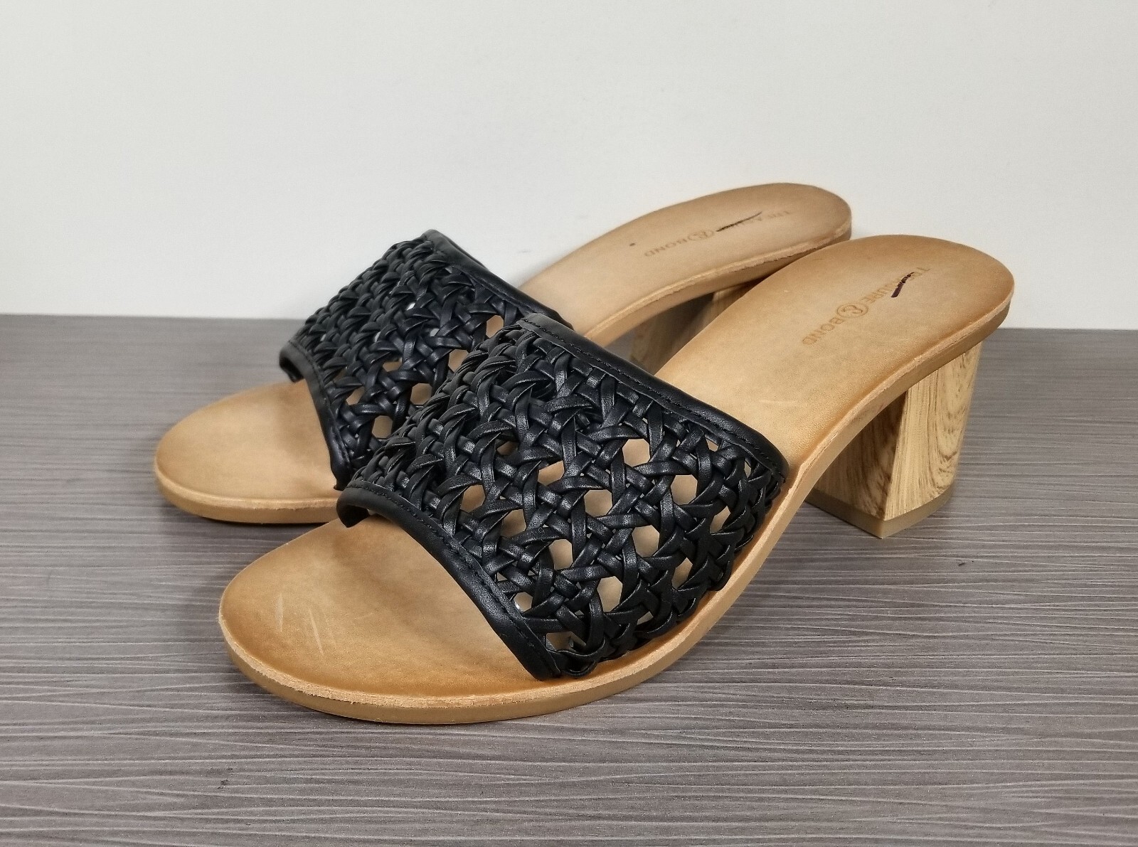 Treasure Bond Caroline Chunky Heel Sandals, Black, Womens Size 6.5 M