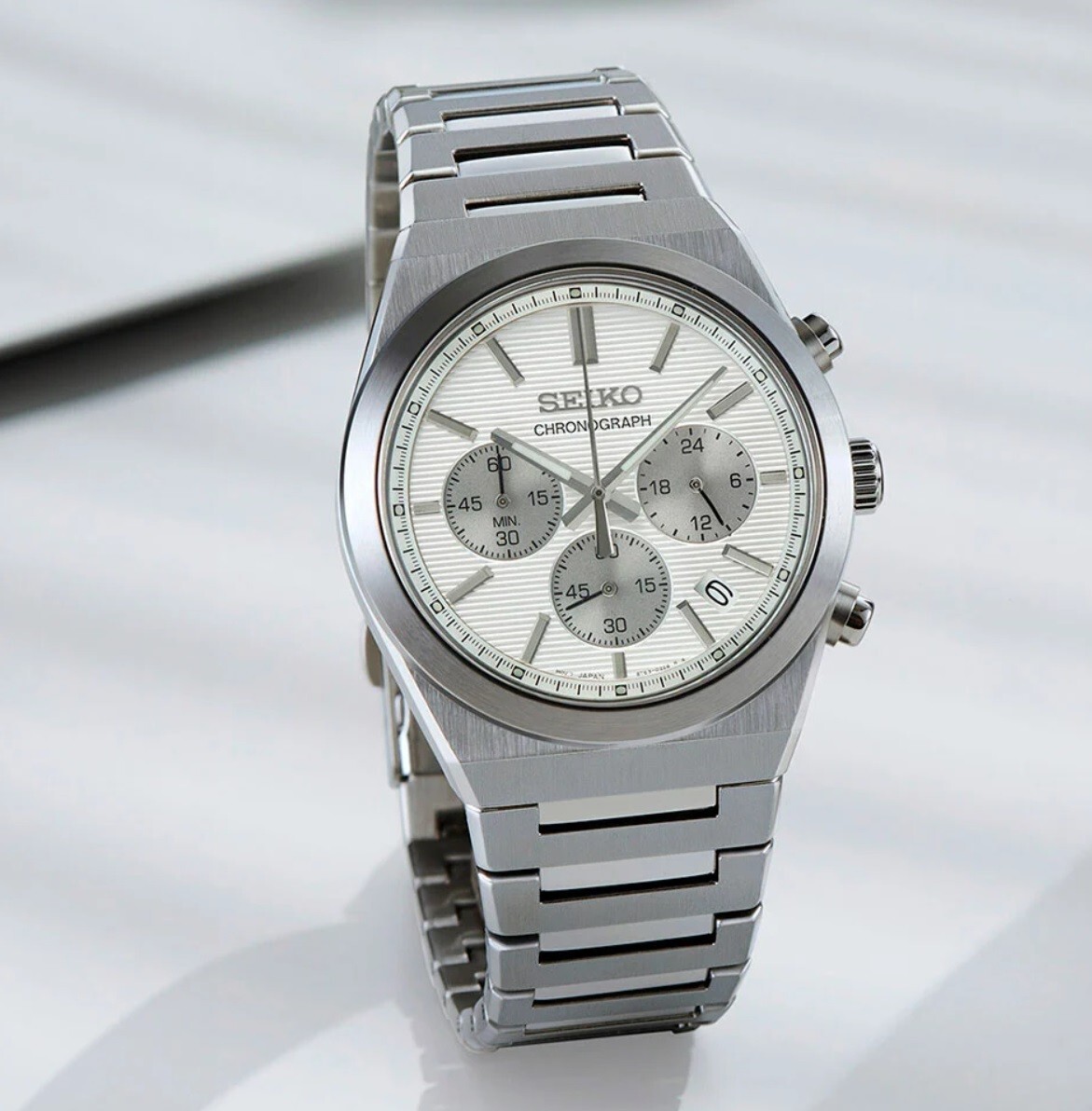 Pre-owned Seiko Ssb451p1 Silver Chronograph Stainless Steel Analog Quartz Men Casual Watch
