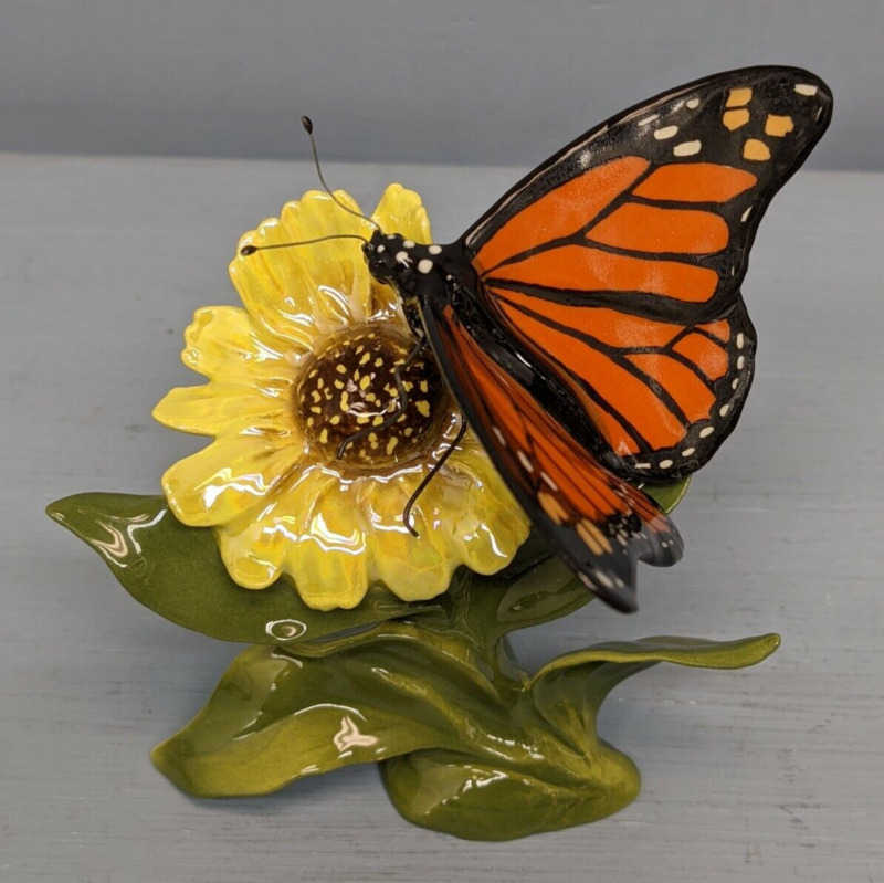 HTF Hagen Renaker Specialty Monarch Butterfly on Flower
