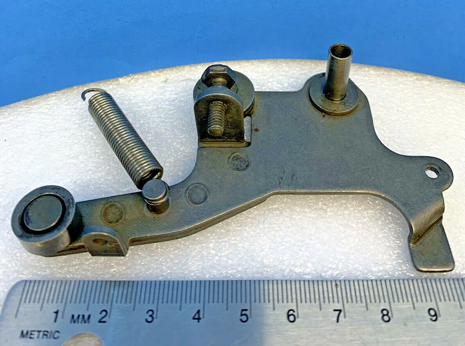SEEBURG 45 RPM JUKEBOX RESET LEVER & ROLLER ASSEMBLY #245588