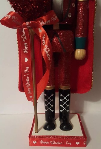 Valentine's Day Guard Soldier Nutcracker Gold Red Hearts Cape Jewels 15