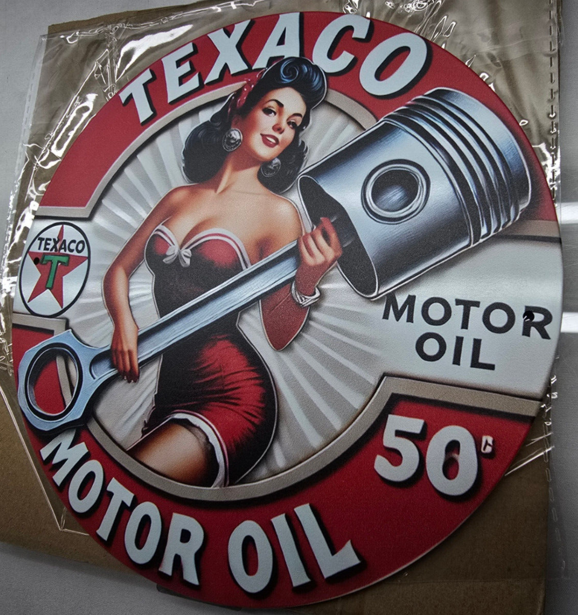 VINTAGE TEXACO GASOLINE SIGN PUMP PLATE GAS STATION OIL 7 3/4" x 7 3/4"