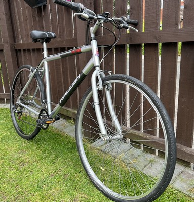Raleigh TC-100 touring/city/hybrid/community bike. Medium Frame 54cm