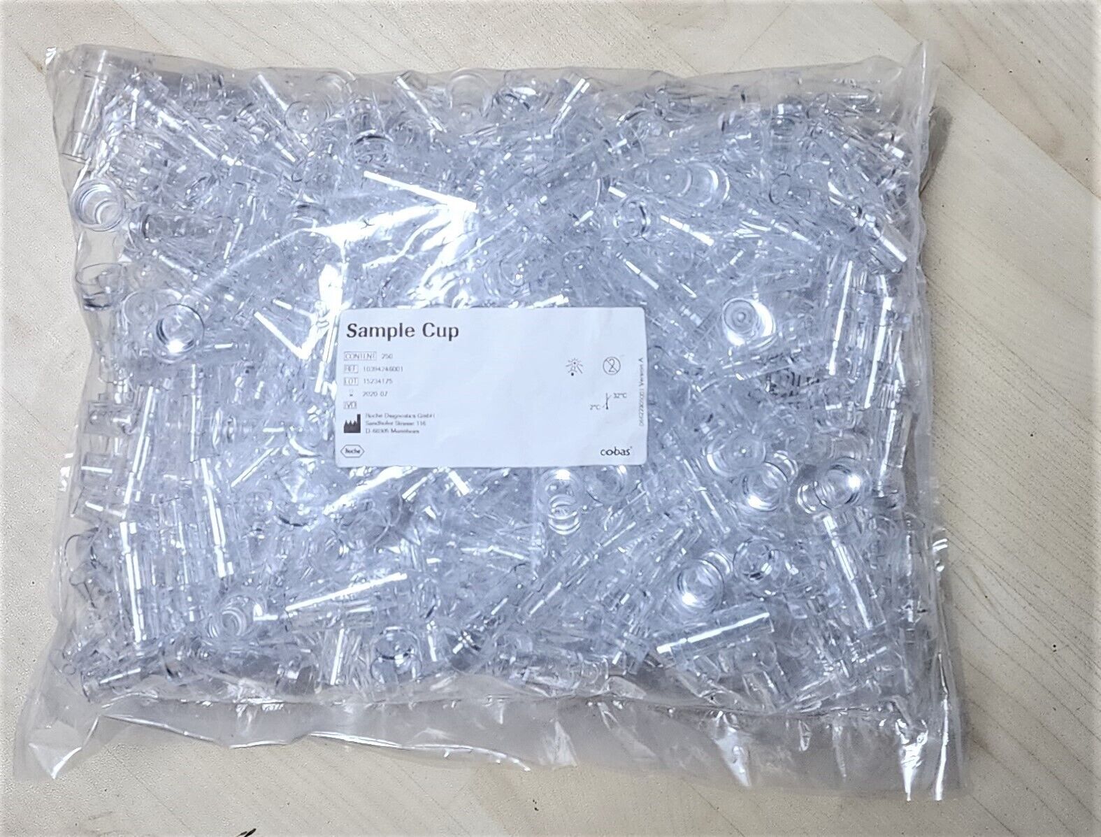 Sample Cup, 3mL, polystyrene , 250/bag, #10394246001 Sample Cup, 3mL, polystyrene , 250/bag, #10394246001