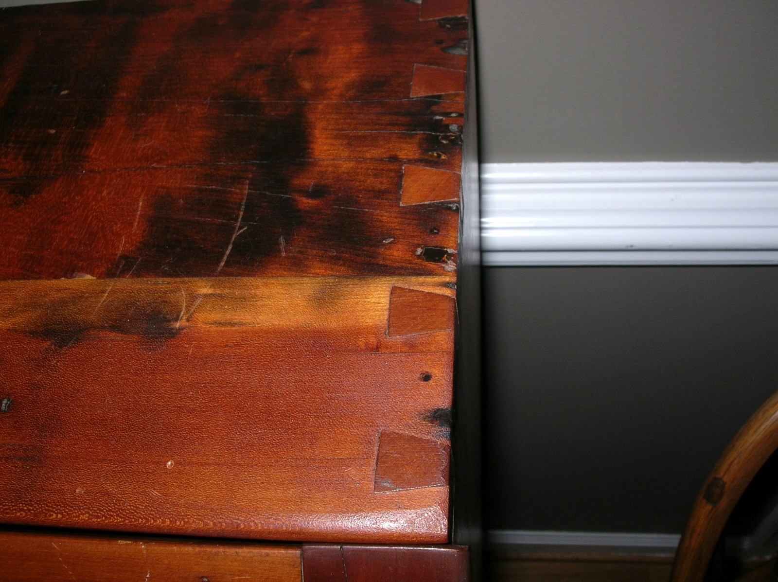 18TH CENTURY COUNTRY SLANT FRONT DESK