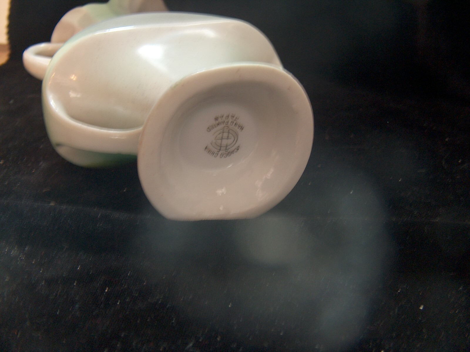 UCAGCO Japan Vase with Cutwork Rim Hand-Painted 8