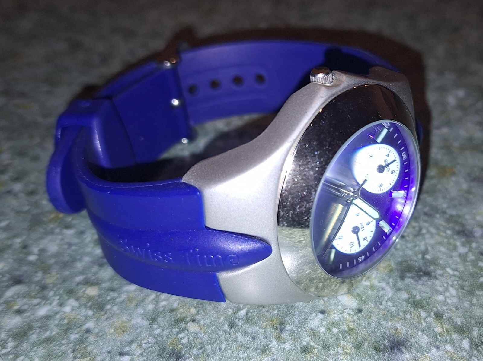 Nike 腕時計　ヴィンテージ Silver And Blue Vintage Nike Watch | Quartz Watches For Men