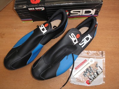 cyclocross shoes and pedals