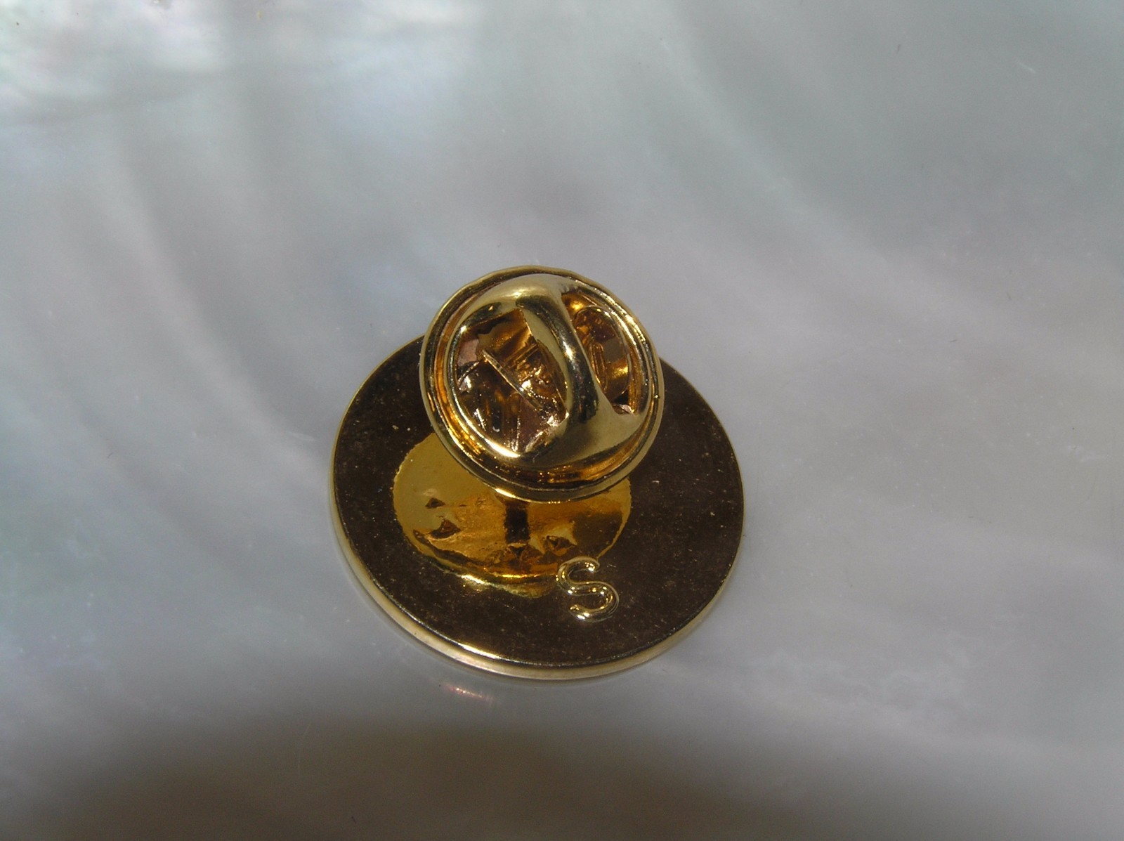 Estate Orange & Blue Enamel Clover Leaf Round Circle Tie Tac Hat Pin – goldtone