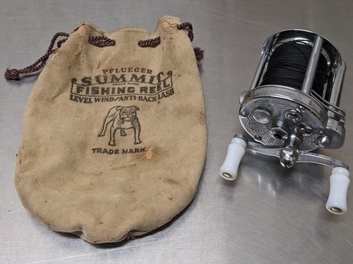 Vintage Pflueger Summit 1993L Fishing Reel with Original Bag