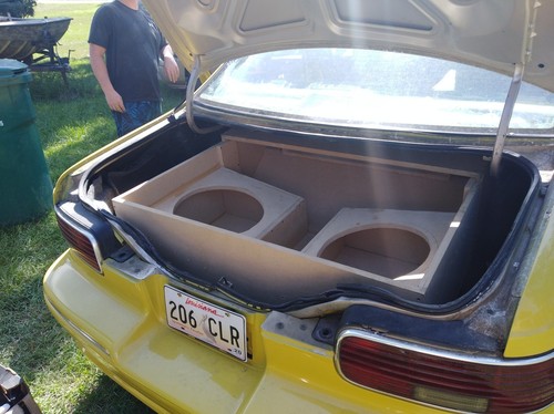 Subwoofer box: Plans to build Subwoofer Enclosure