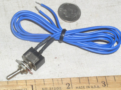 1 PRE-WIRED 2 FT MINI TOGGLE HOBBY TRAIN SPST ON-OFF SWITCH 125 VAC 6 A AMP USA