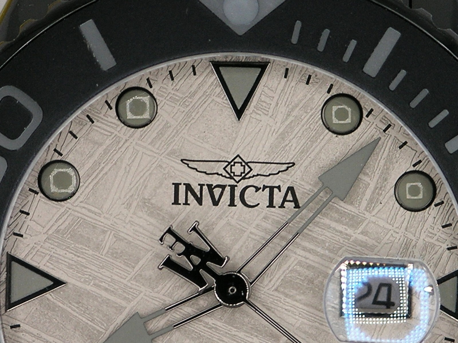 Pre-owned Invicta 47154 Swiss Automatic Eta 2824 Masterpiece Meteorite Dial Limited