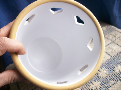 KERAMIK Stoneware ~Art Pottery~Open CROCK~White ~HEART Cut Outs~made in Denmark