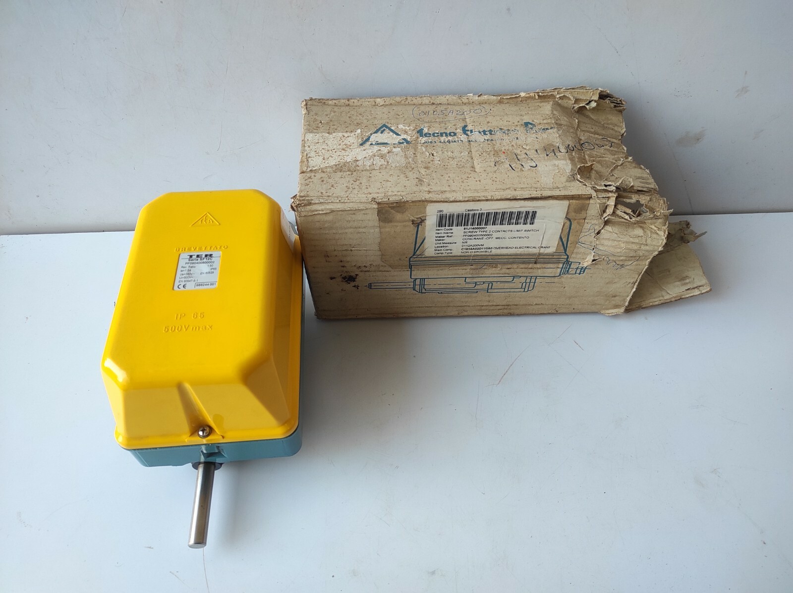 TER PF090400500002 Limit Switch SF12C Screw Type 2 Contacts