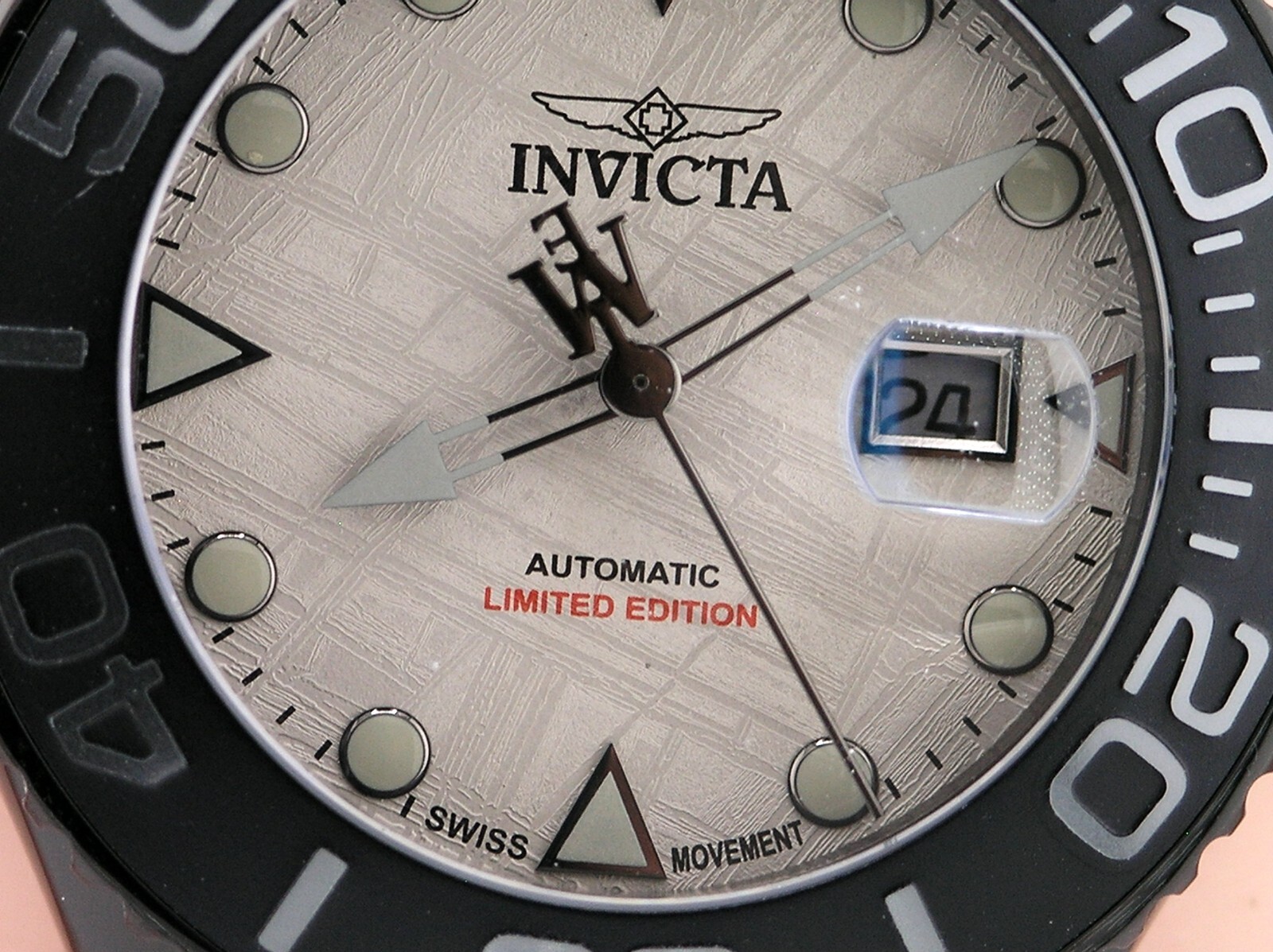 Pre-owned Invicta 47154 Swiss Automatic Eta 2824 Masterpiece Meteorite Dial Limited