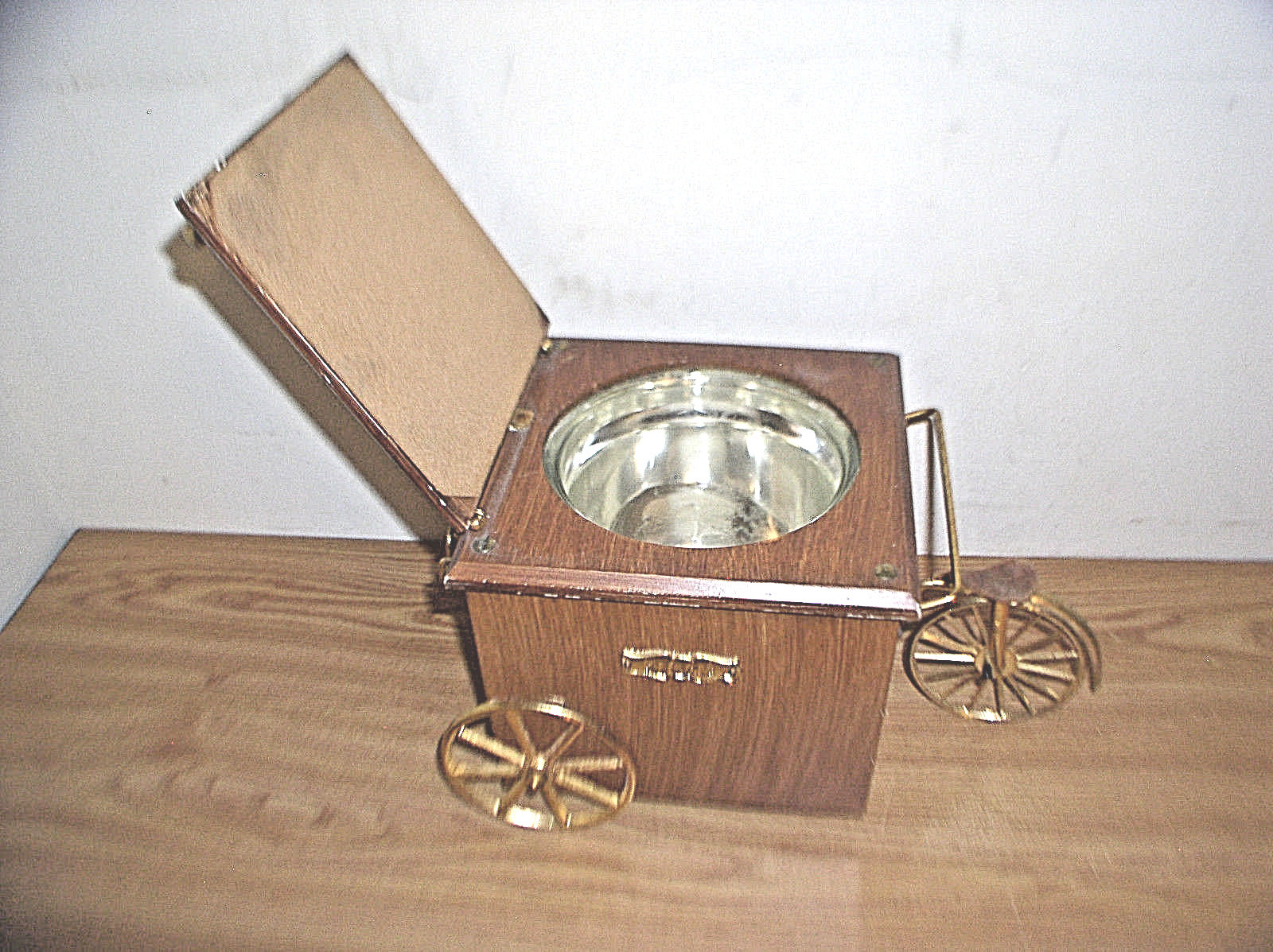 VINTAGE WOODEN AND METAL ICE CYCLE WITH INSIDE GLASS ICE BUCKET
