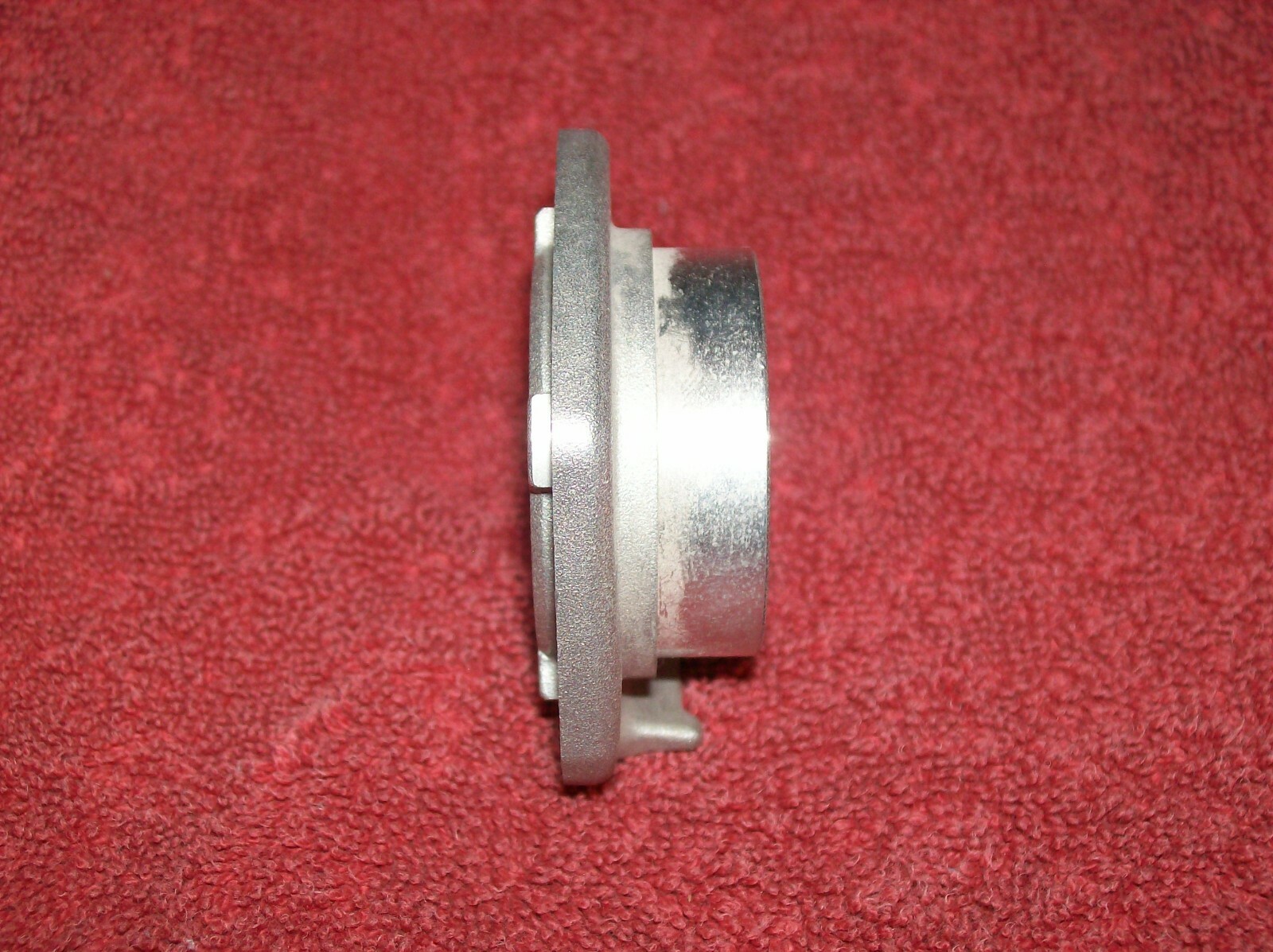 Genuine Makita Bearing Box Part # 312998-2 NOS (B)