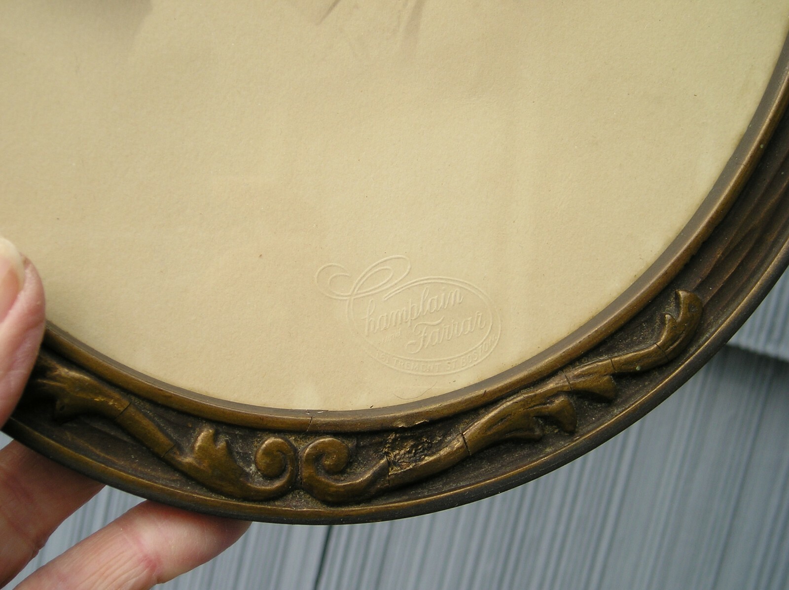 Vintage Art Crafts Nouveau Bronze Finish Oval Picture Frame 7 3/4 x 9 3/4