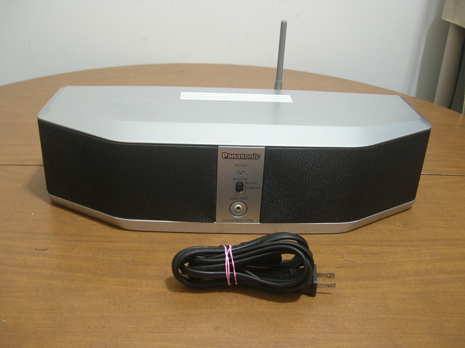 Panasonic SB-FX80 Wireless Sound Bar for SA-HT743 Home Theater Receiver