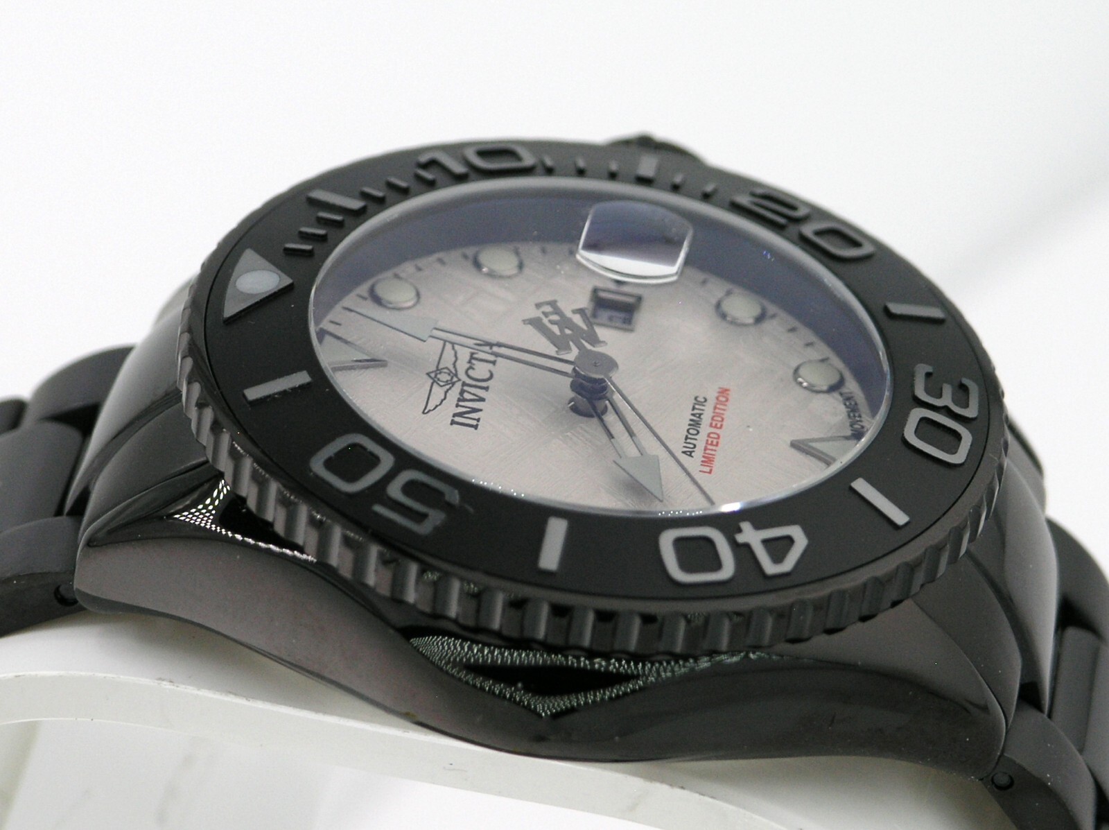 Pre-owned Invicta 47154 Swiss Automatic Eta 2824 Masterpiece Meteorite Dial Limited