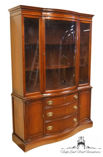 BASSETT FURNITURE Old Shirley Collection Duncan Phyfe Bow Front 49