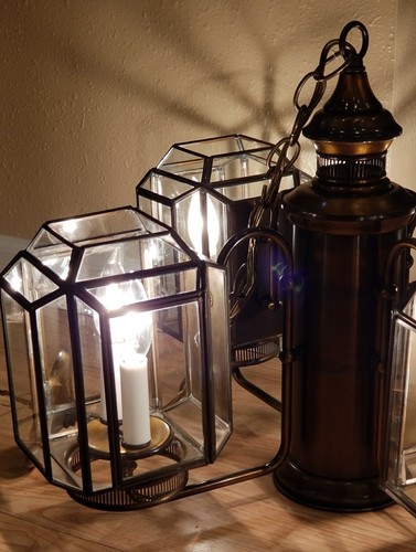 Vintage Bronze Copper Metal Tone 4 Arm w/Spotter Light Lantern Chandelier