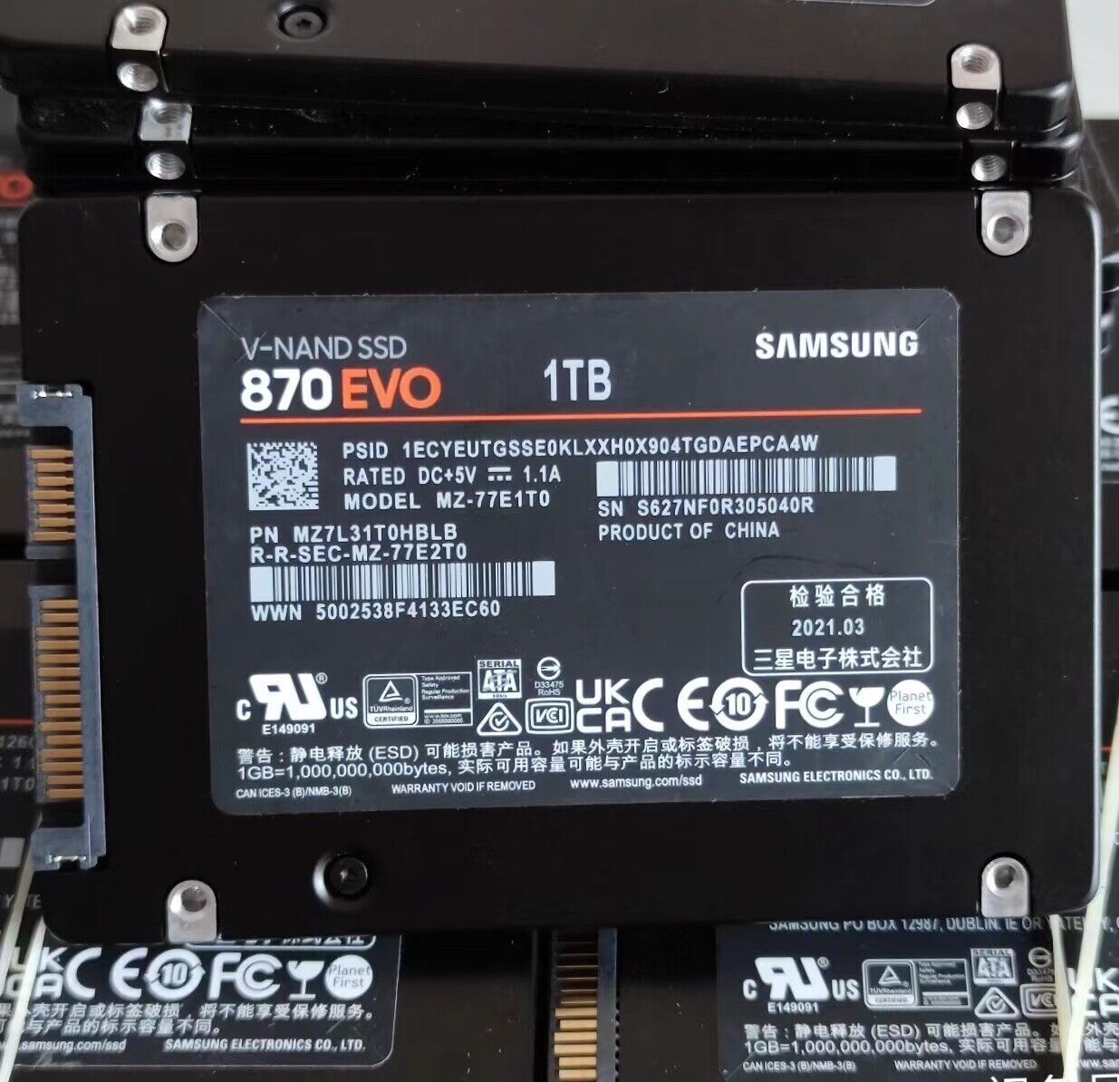 1TB 870EVO SSD SAMSUNG MZ7L31T0HBLB MZ-77E1T0 V-NAND Solid State Drive 1TB 870EVO SSD SAMSUNG MZ7L31T0HBLB MZ-77E1T0 V-NAND Solid State Drive
